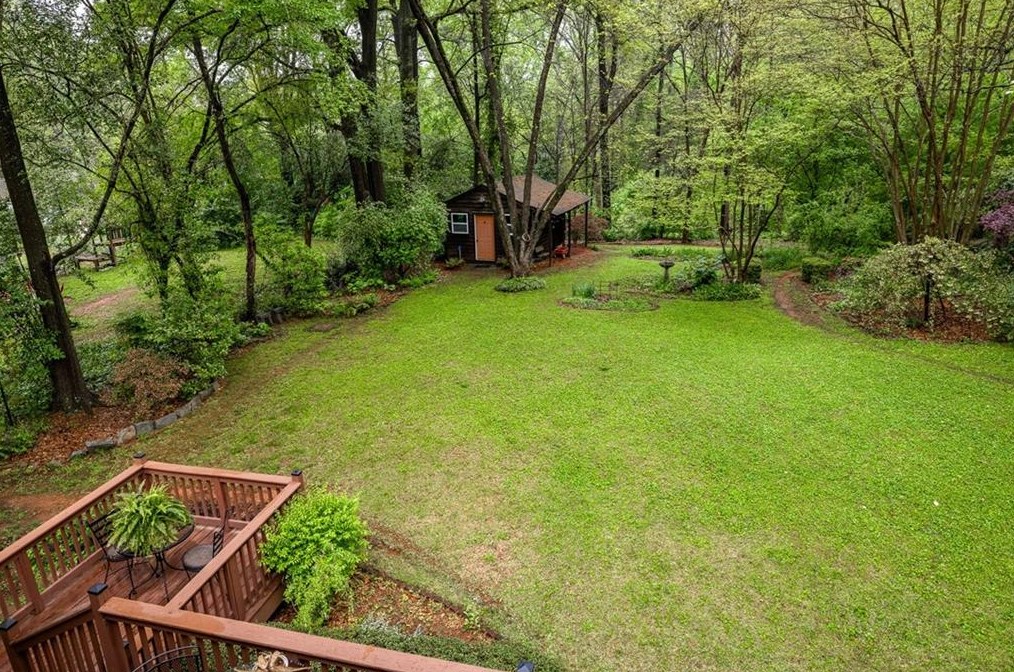 2866 Wiltshire Dr, Decatur GA  30030-4758 exterior