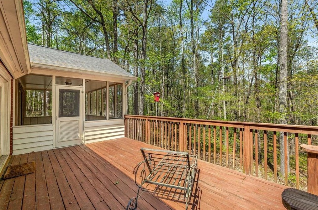 2225 Oglesby Bridge Rd, Conyers GA  30094-4221 exterior