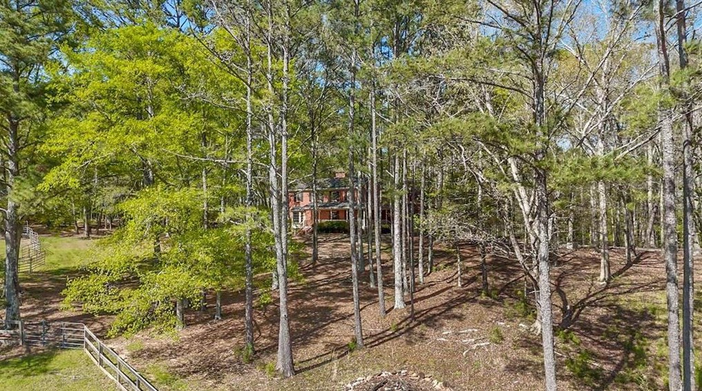 2225 Oglesby Bridge Rd, Conyers GA  30094-4221 exterior