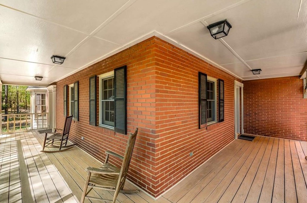 2225 Oglesby Bridge Rd, Conyers GA  30094-4221 exterior