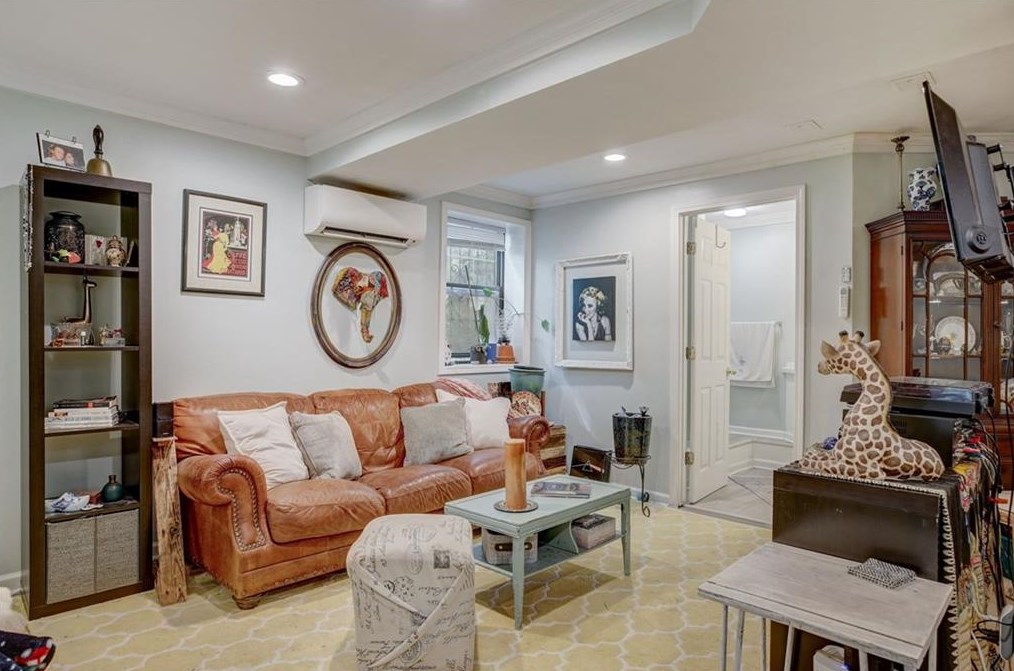 100 Springdale St, Decatur GA  30030-2038 exterior