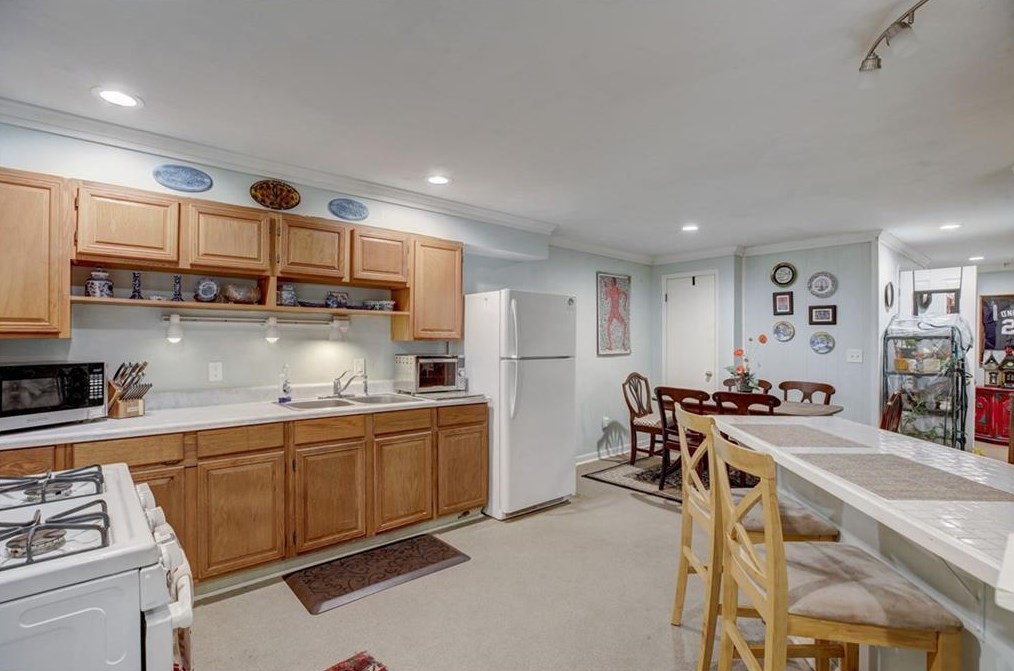 100 Springdale St, Decatur GA  30030-2038 exterior