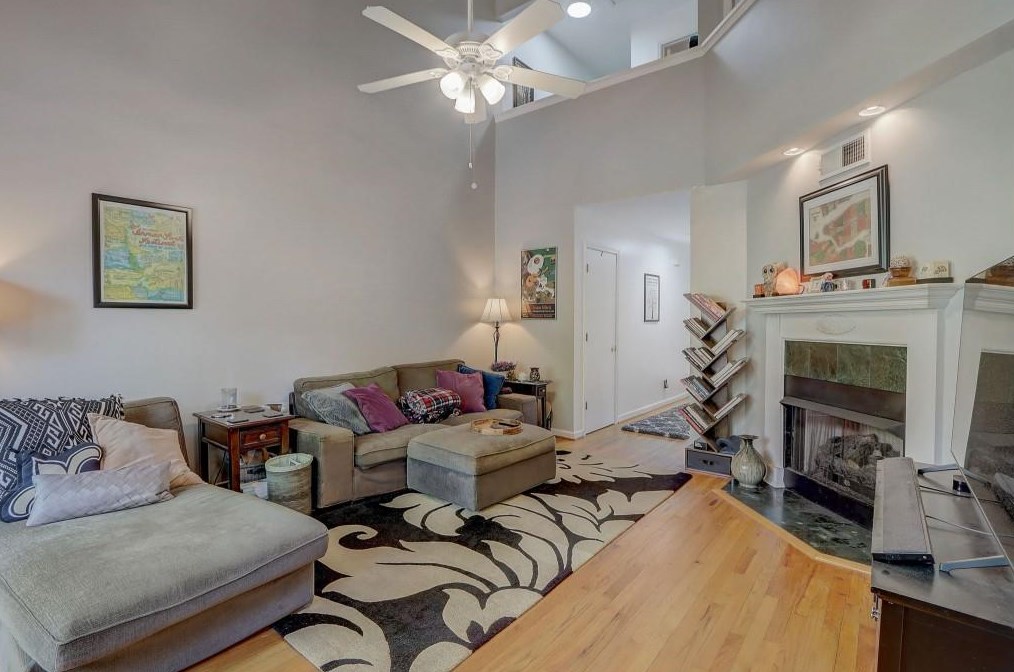 100 Springdale St, Decatur GA  30030-2038 exterior