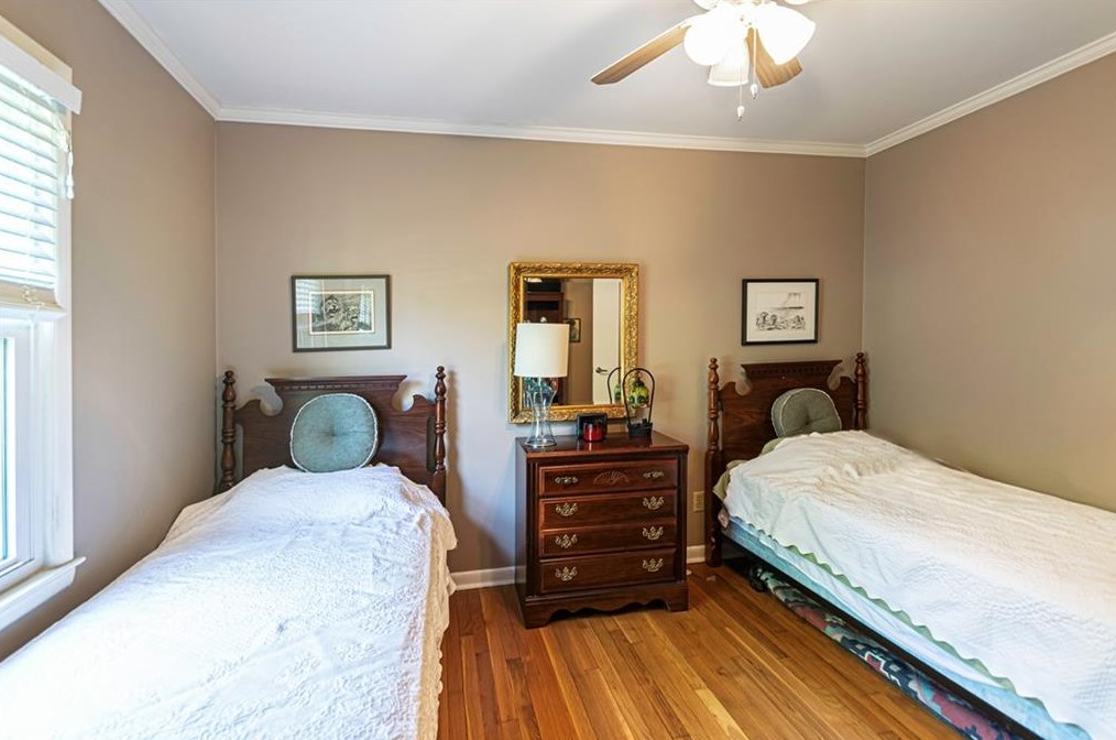 1161 Mayfield Dr, Decatur GA  30033-3332 exterior