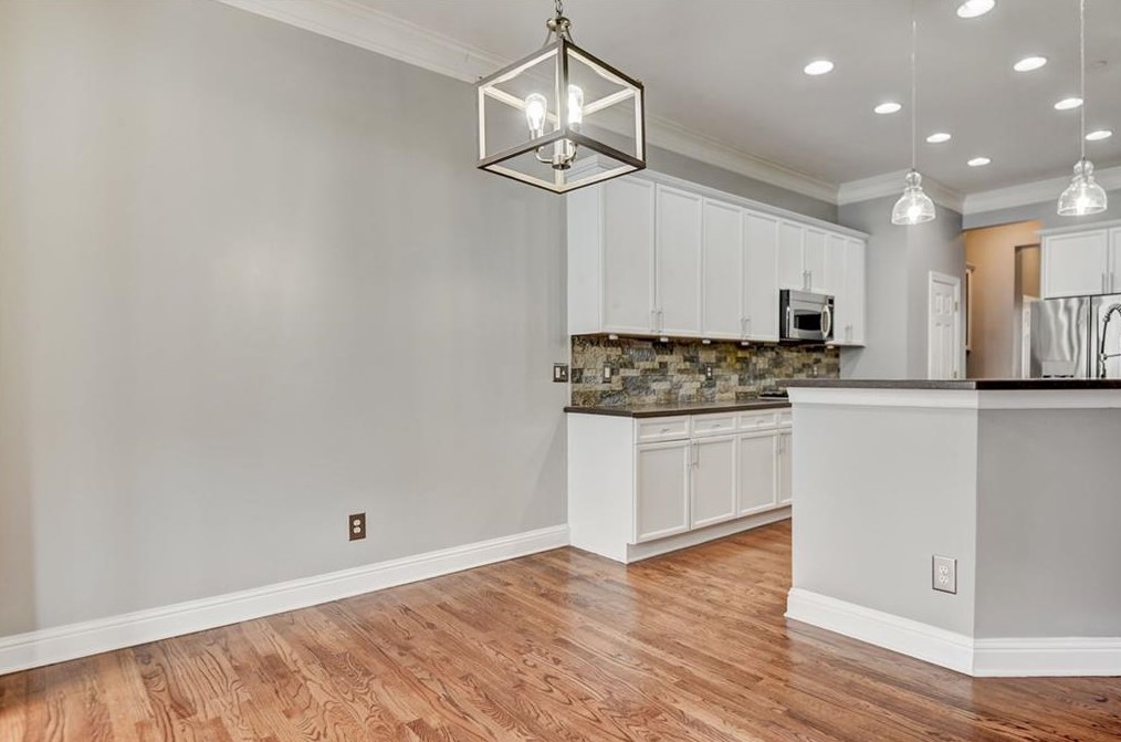 418 Creekview Trl, Smyrna GA  exterior