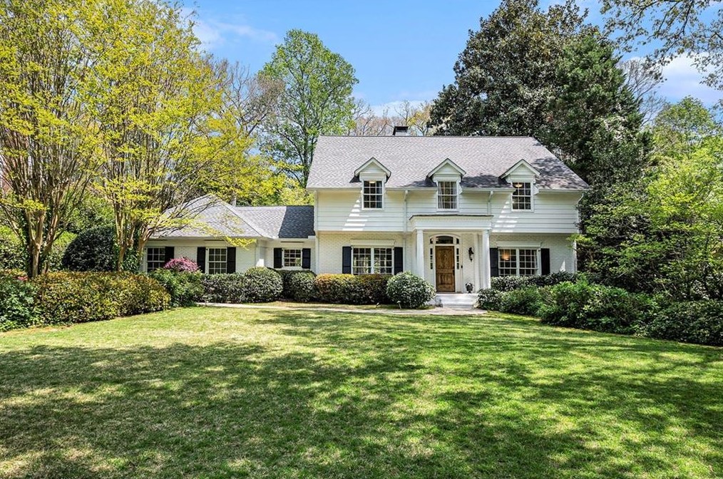 3391 Pinestream Rd, Atlanta GA  30327-2203 exterior