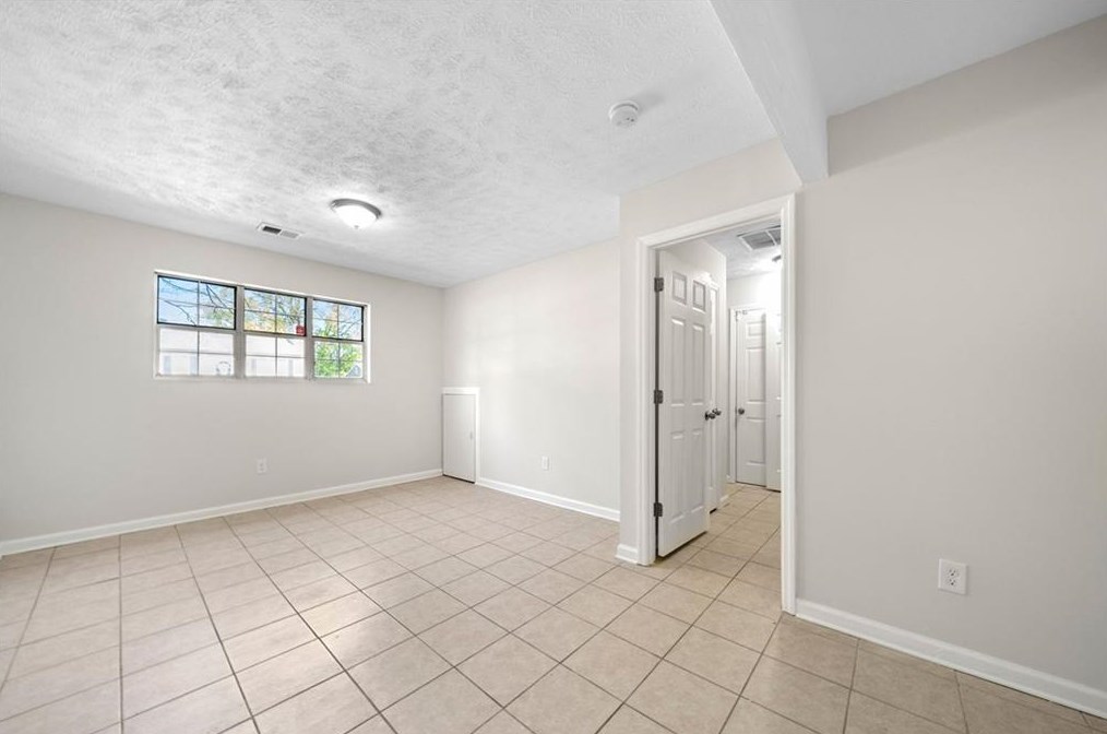 1382 Ling Dr, Austell GA  30168-5846 exterior