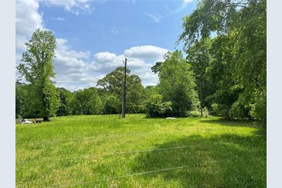 121 Carver Drive, Jefferson, GA 30549 - Photo 13