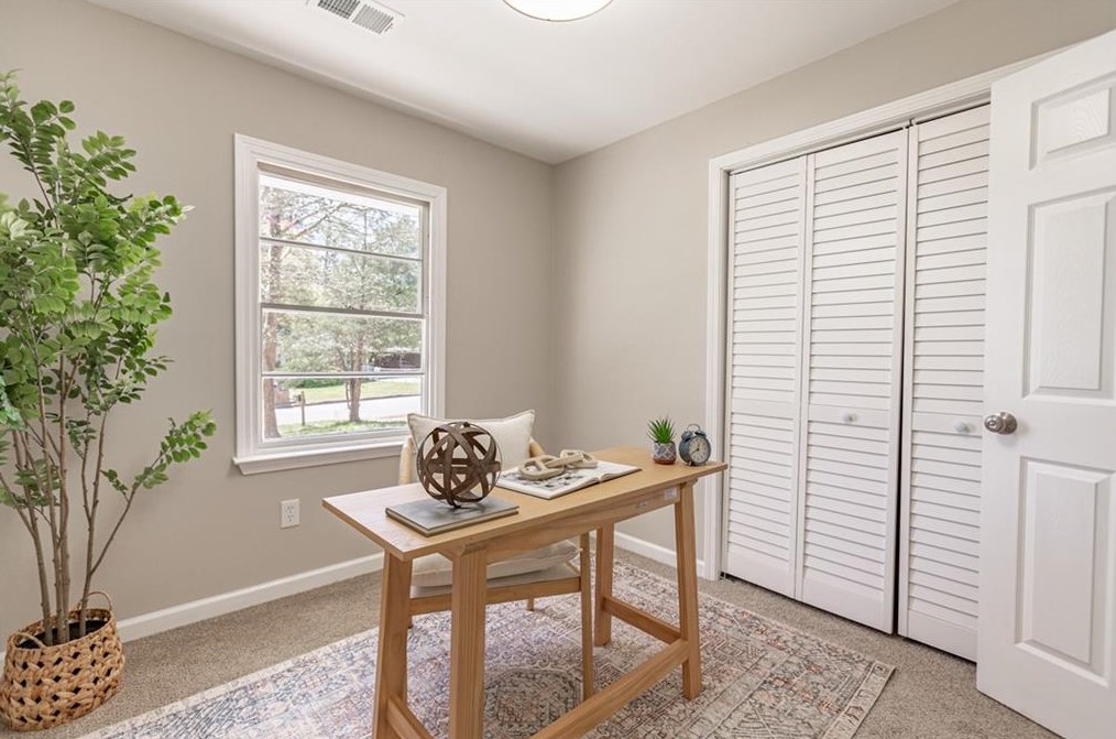 5864 Ronnie Dr, Rex GA 30273-1059 exterior