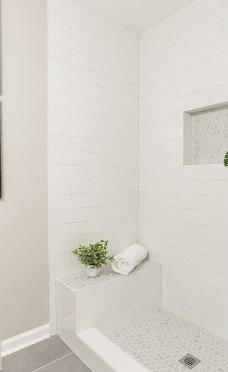 5864 Ronnie Dr, Rex GA 30273-1059 exterior