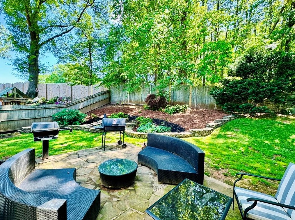 2904 Cottesford Way, Smyrna GA  30080-2192 exterior