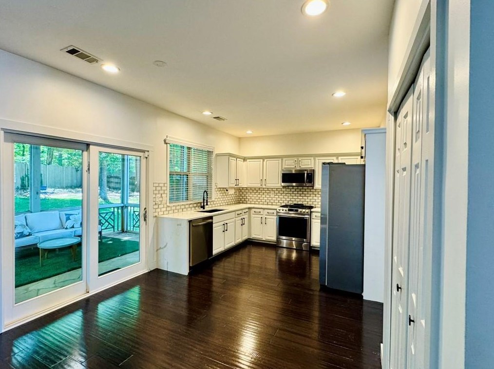 2904 Cottesford Way, Smyrna GA  30080-2192 exterior