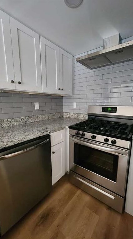 589 Northridge Crossing Dr, Atlanta GA  30350-3286 exterior