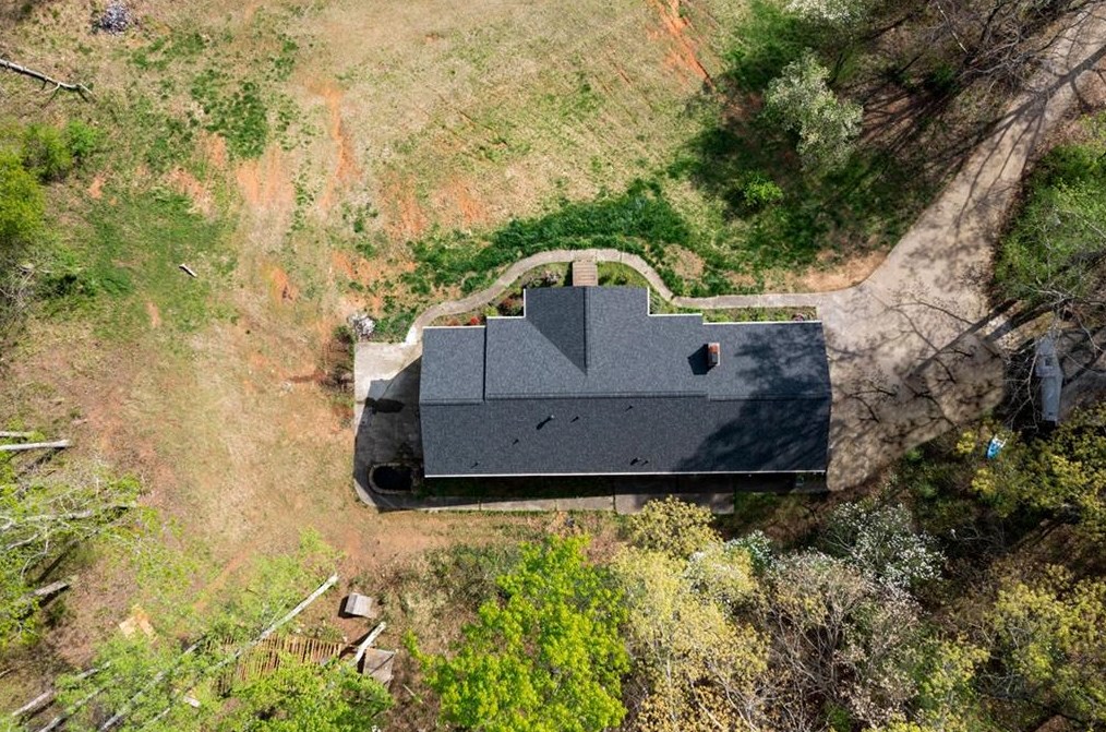 8111 Dallas Acworth Hwy, Dallas GA 30132-7936 exterior