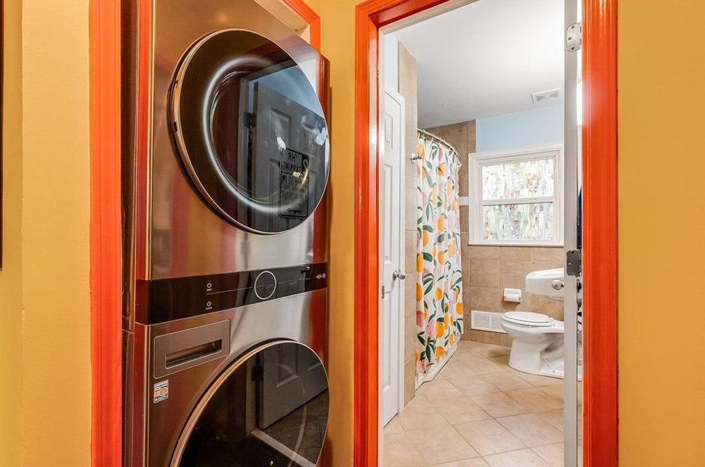 2165 2nd Ave, Decatur GA  30032 exterior