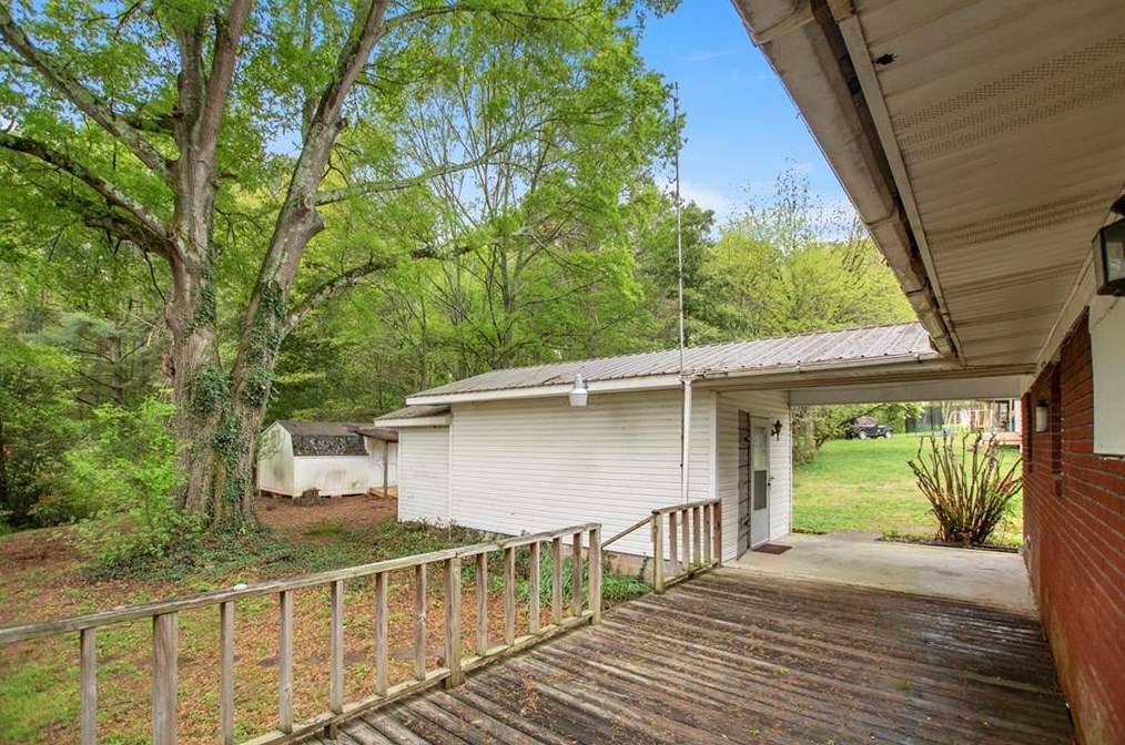 144 Danny Cir, Calhoun GA 30701-9110 exterior