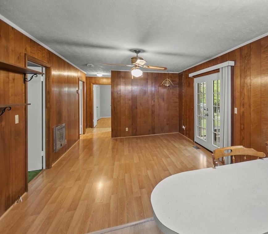 144 Danny Cir, Calhoun GA 30701-9110 exterior