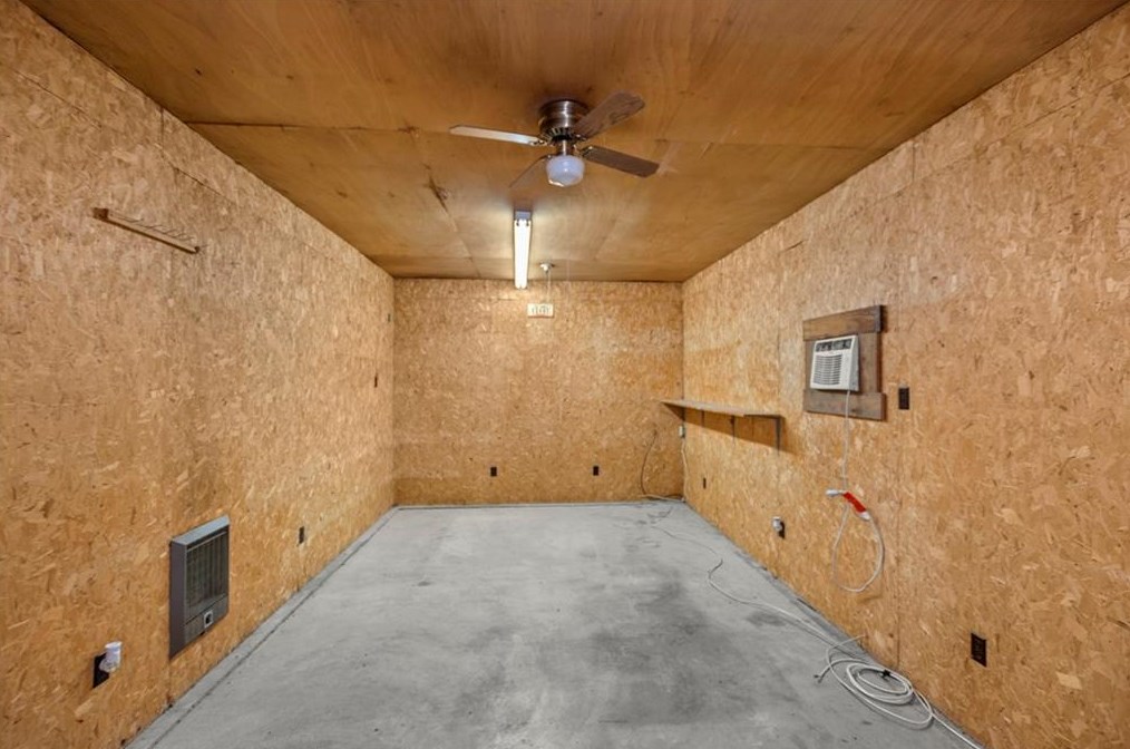 144 Danny Cir, Calhoun GA 30701-9110 exterior