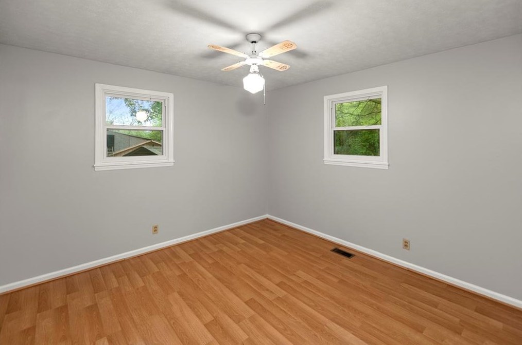 144 Danny Cir, Calhoun GA 30701-9110 exterior