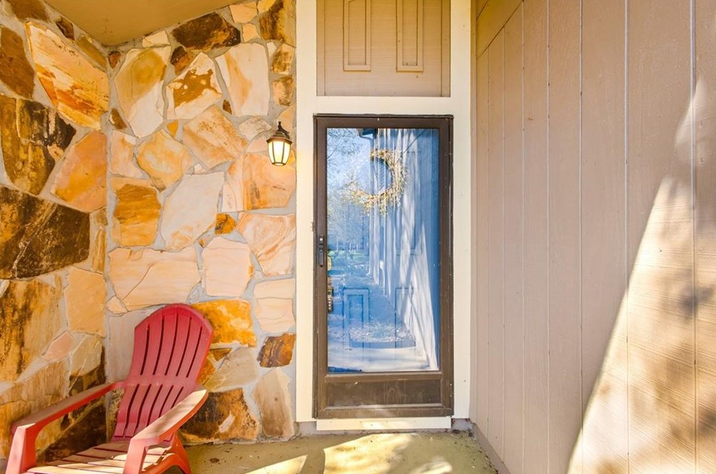 2806 Landington Way, Duluth GA  30096-4210 exterior