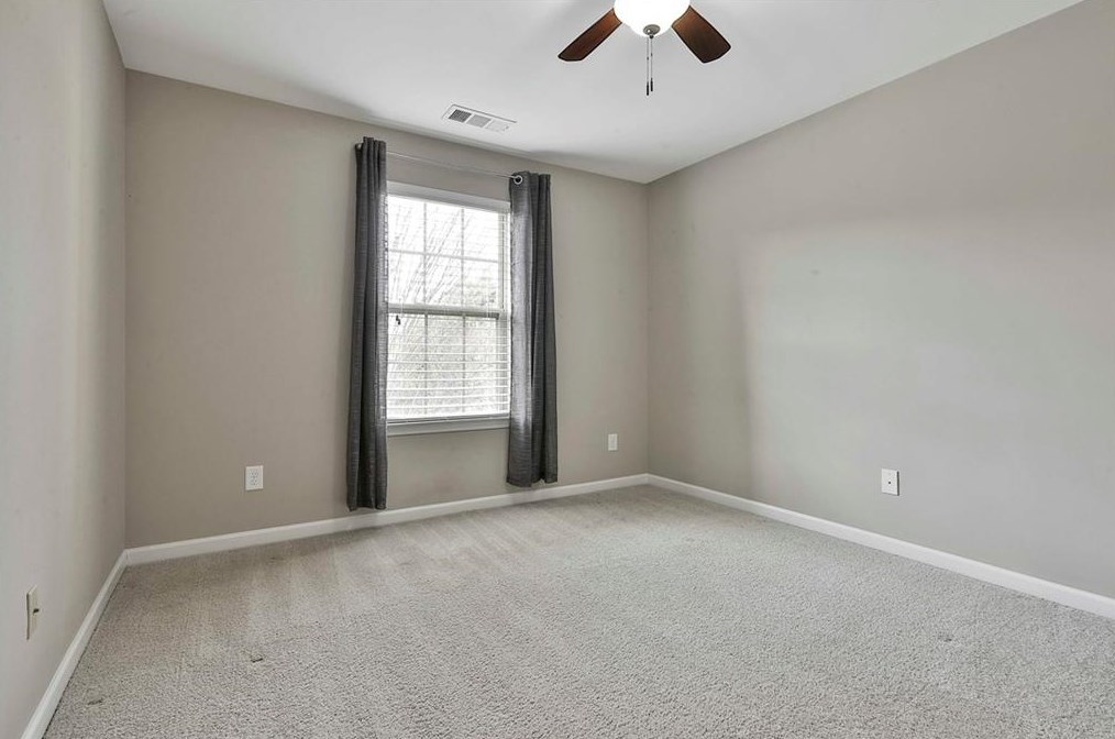 1568 Lenox Overlook Rd, Atlanta GA  30329-1528 exterior