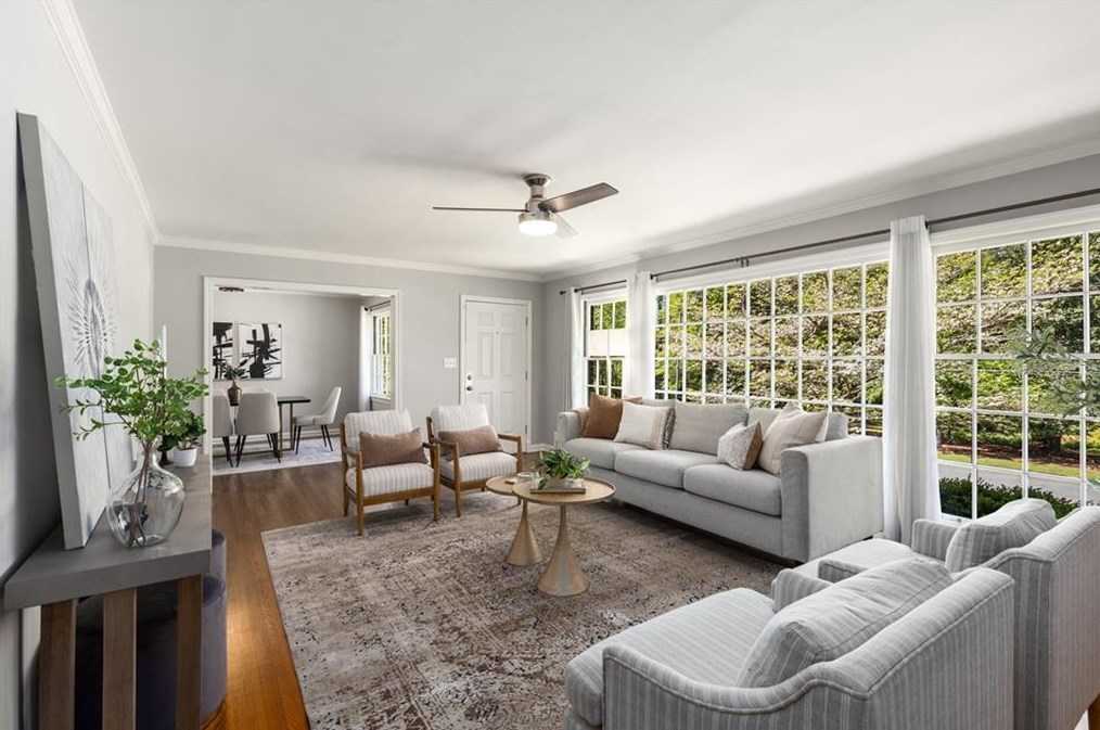 1355 Amanda Cir, Decatur GA  30033-1950 exterior