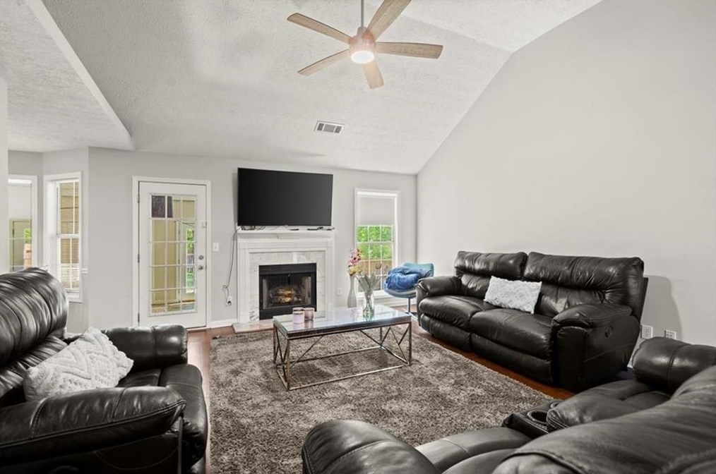3905 Piper Glen Dr, Buford GA  30519-3987 exterior