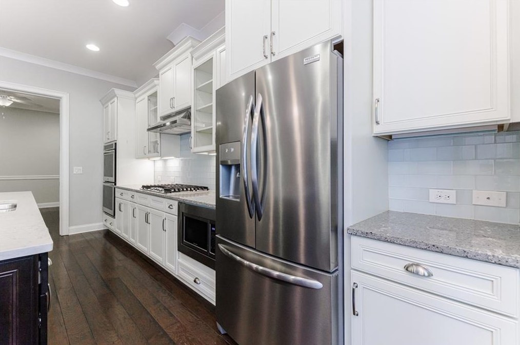 308 Nottaway Ln, Alpharetta GA 30009-2287 exterior