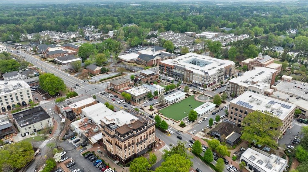 308 Nottaway Ln, Alpharetta GA 30009-2287 exterior