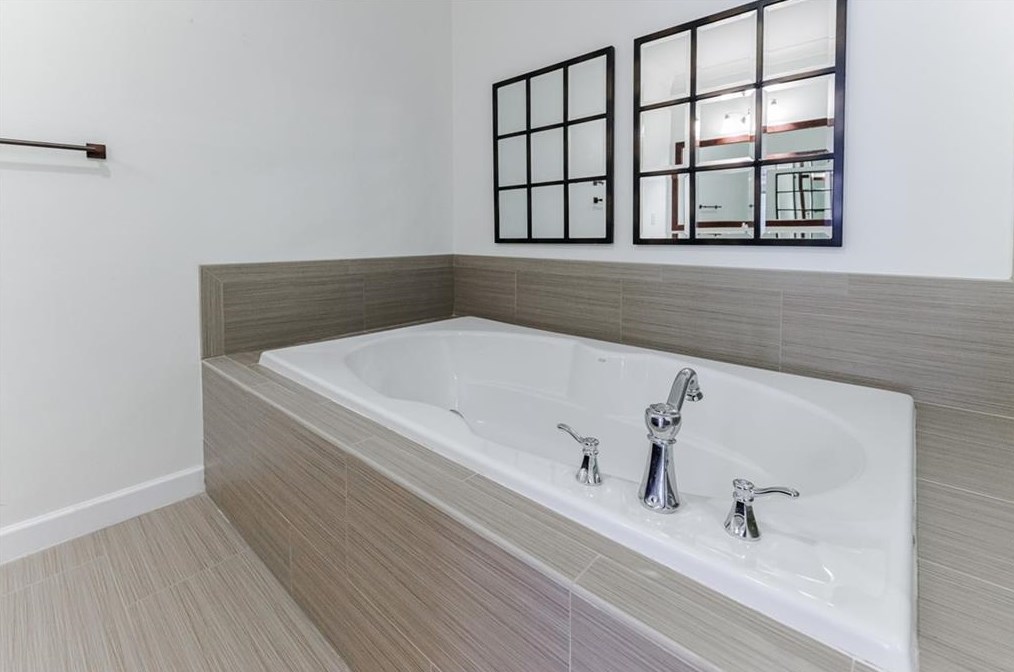 308 Nottaway Ln, Alpharetta GA 30009-2287 exterior