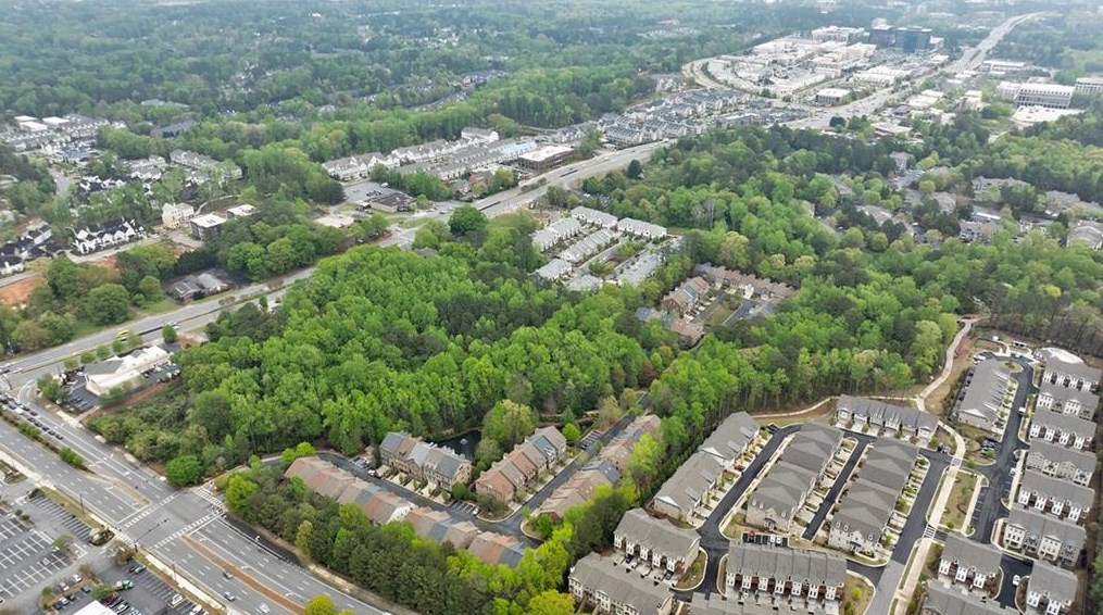 308 Nottaway Ln, Alpharetta GA 30009-2287 exterior