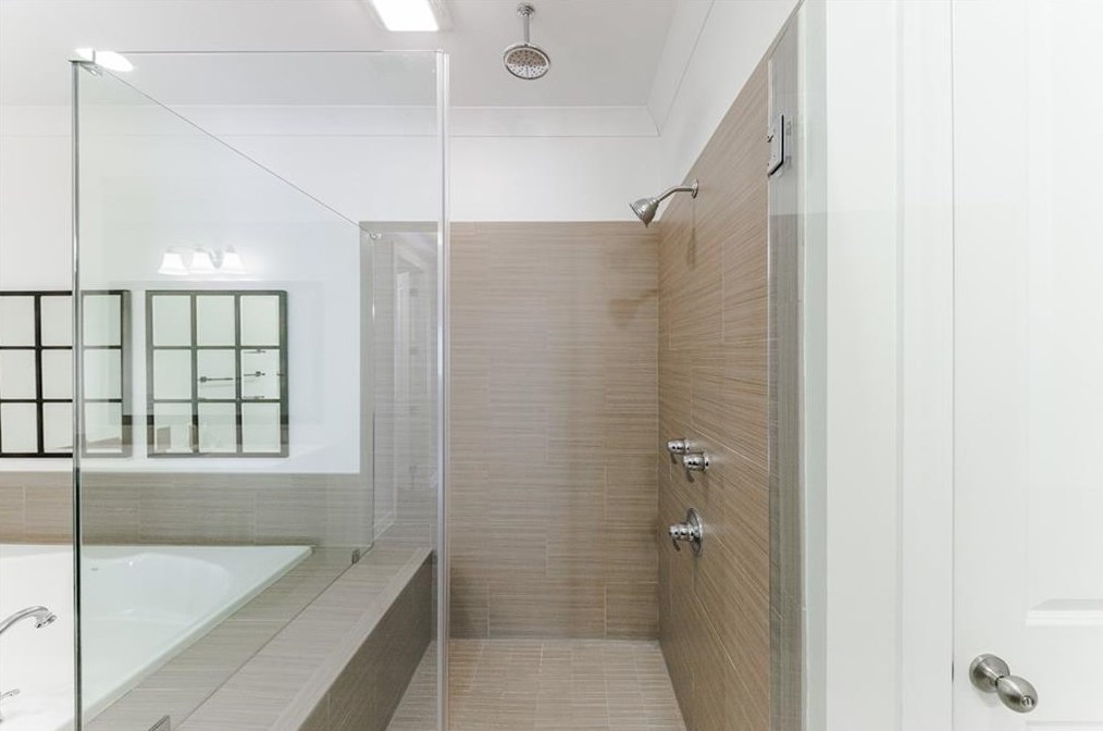 308 Nottaway Ln, Alpharetta GA 30009-2287 exterior