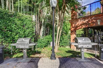 211 Colonial Homes Drive NW #1301, Atlanta, GA 30309 - Photo 15