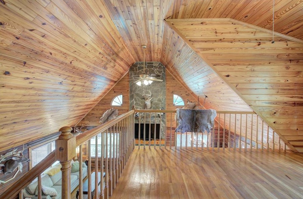 4134 Dews Pond Rd, Calhoun GA  30701-4337 exterior