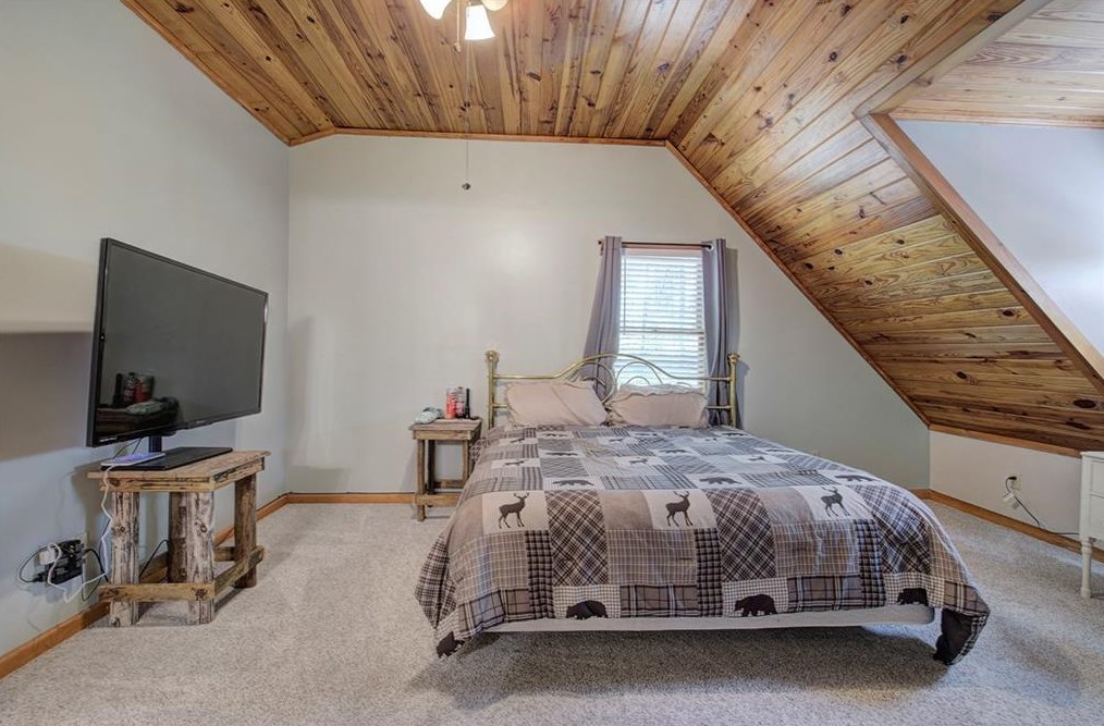 4134 Dews Pond Rd, Calhoun GA  30701-4337 exterior