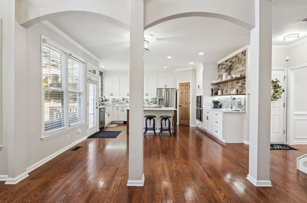 4028 Windgrove Xing, Suwanee GA  30024-7099 exterior