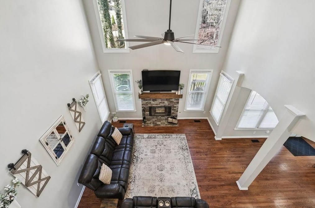 4028 Windgrove Xing, Suwanee GA  30024-7099 exterior