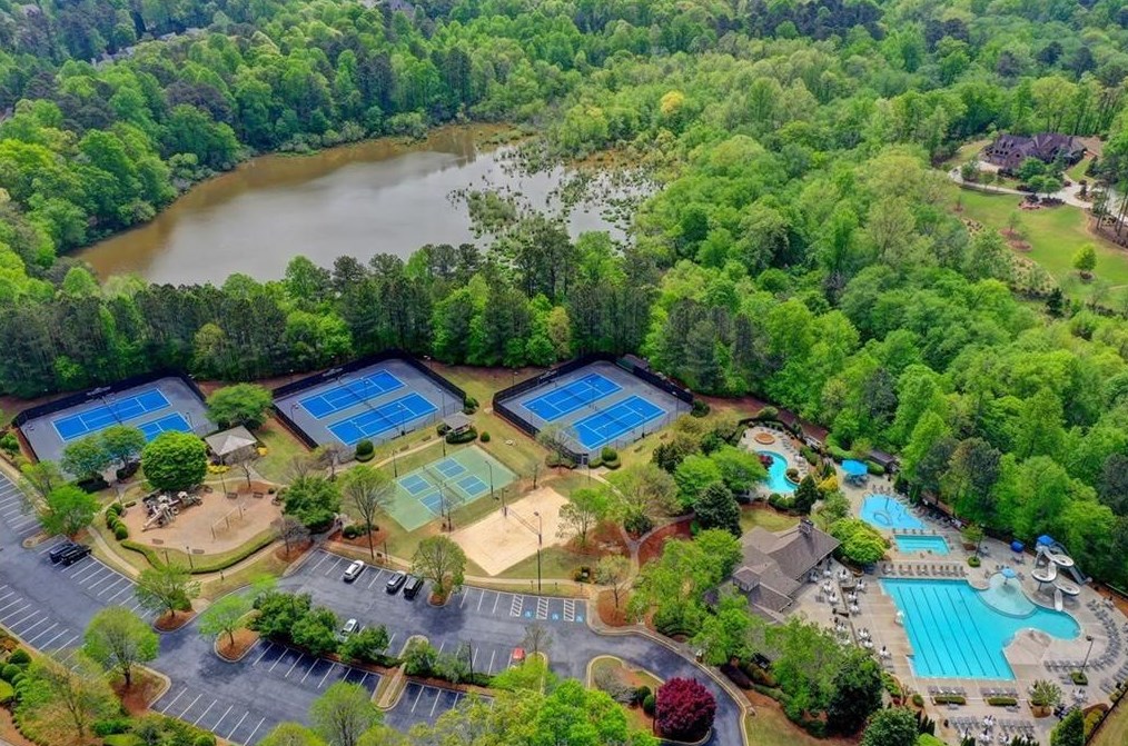 4028 Windgrove Xing, Suwanee GA  30024-7099 exterior