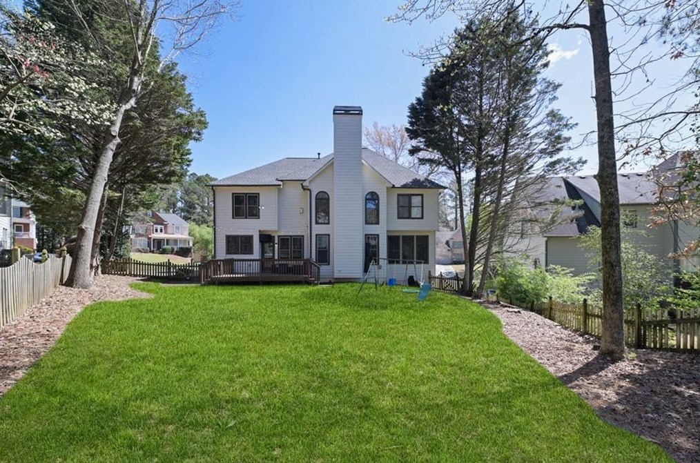 4028 Windgrove Xing, Suwanee GA  30024-7099 exterior