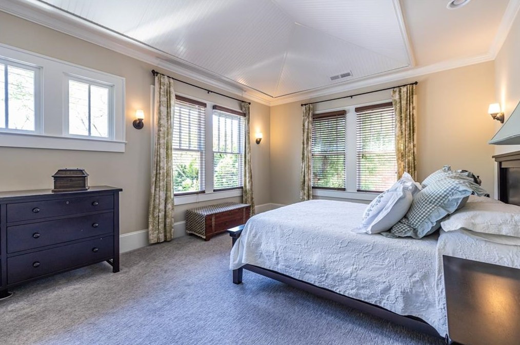 261 Second Ave, Decatur GA  30030-3551 exterior