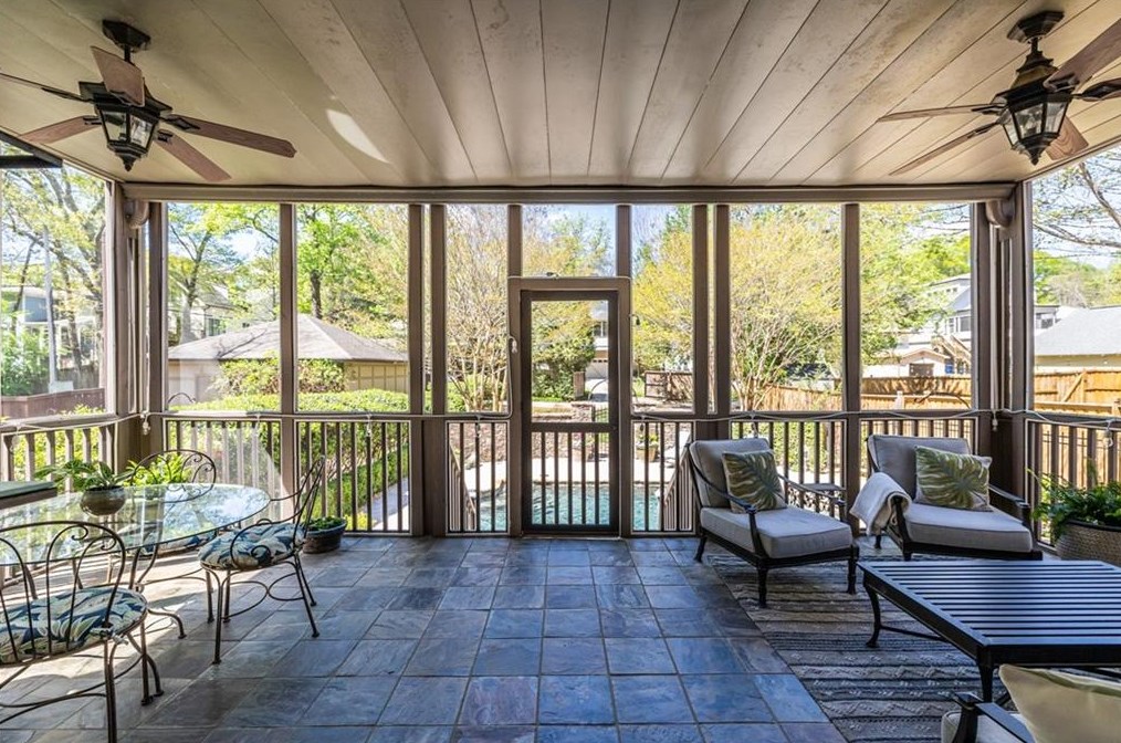 261 Second Ave, Decatur GA  30030-3551 exterior