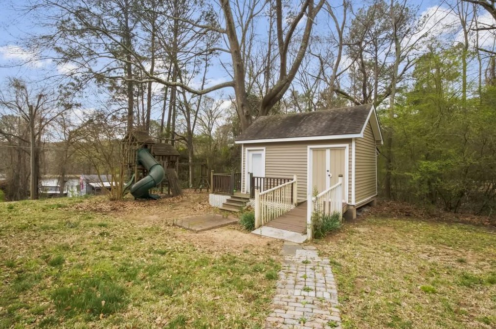 2560 Winding Lake Trl, Conyers GA  30012-2492 exterior
