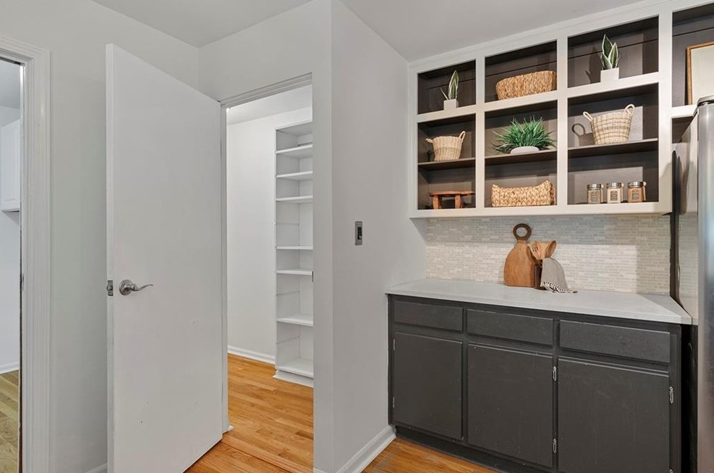 3196 Francine Dr, Decatur GA  30033-3357 exterior