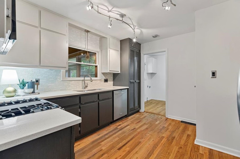 3196 Francine Dr, Decatur GA  30033-3357 exterior