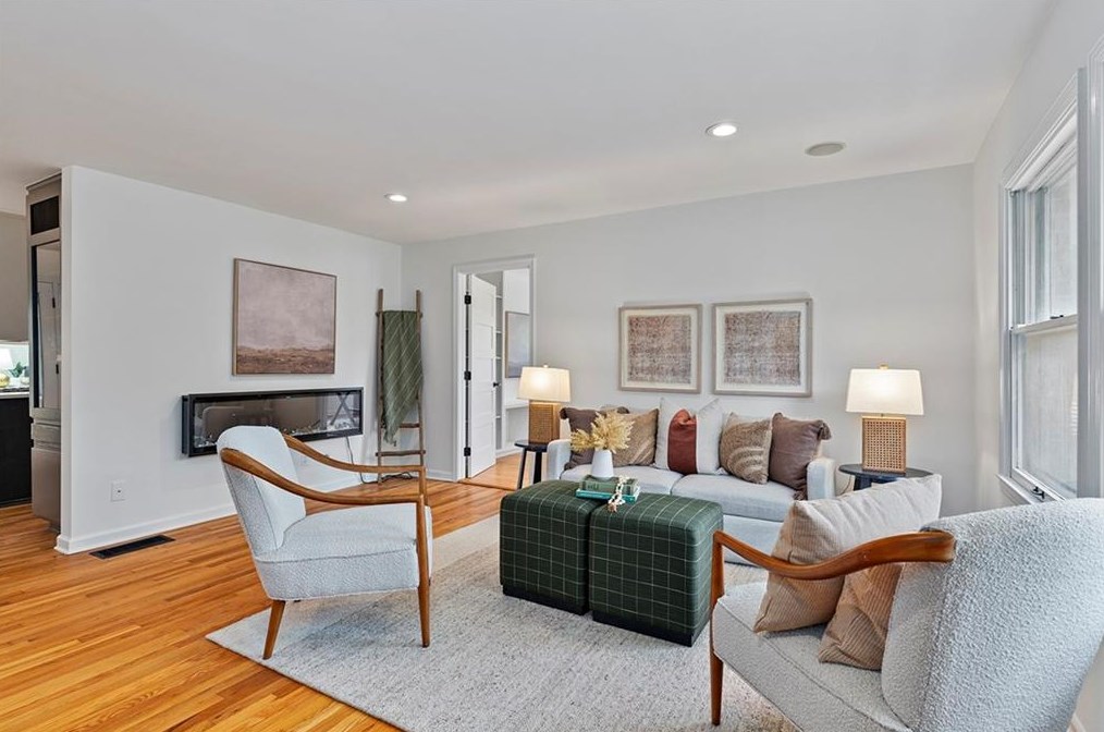 3196 Francine Dr, Decatur GA  30033-3357 exterior