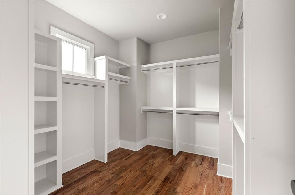 632 Sycamore Dr, Decatur GA  30030-2749 exterior