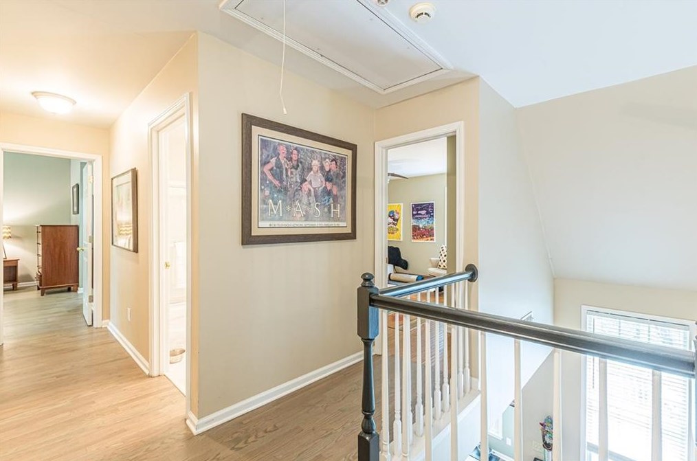 1802 Hidden Springs Walk, Smyrna GA  30082-4252 exterior