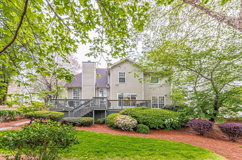 1802 Hidden Springs Walk, Smyrna GA  30082-4252 exterior