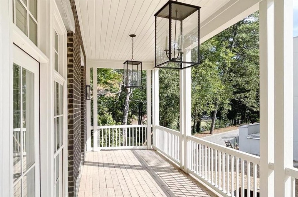 106 Sheridan Dr, Atlanta GA  30305-3103 exterior