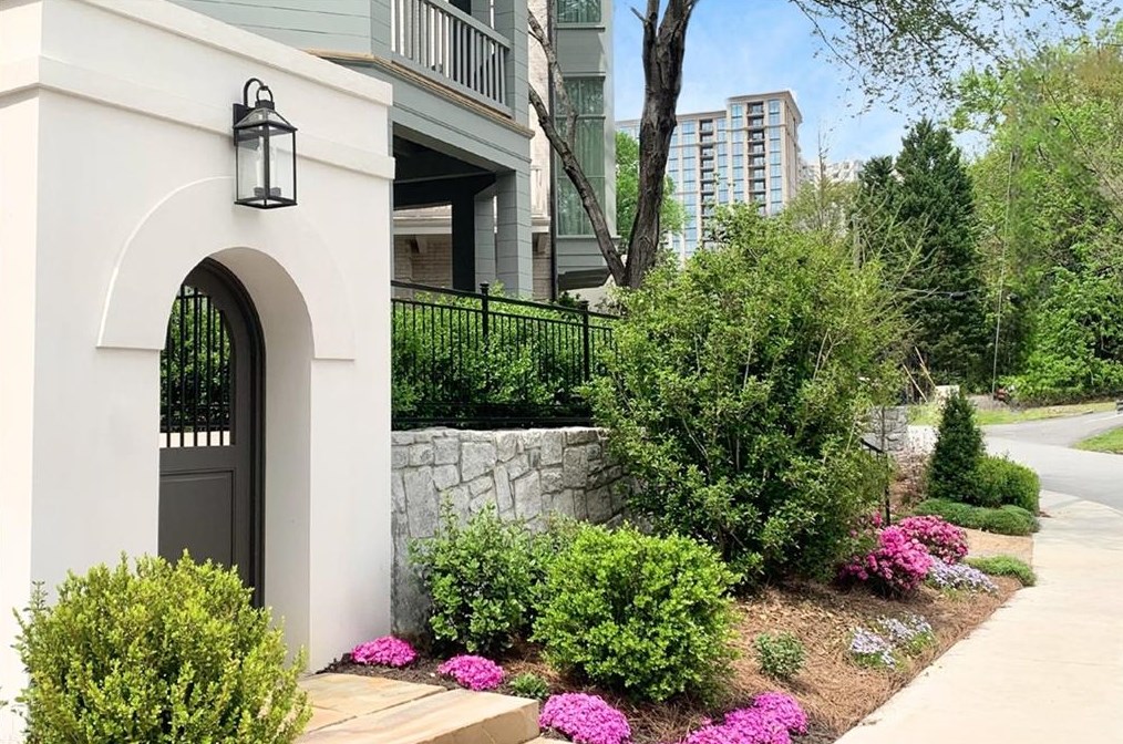 106 Sheridan Dr, Atlanta GA  30305-3136 exterior